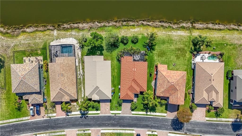 En Venta: $425,000 (3 camas, 2 baños, 1602 Pies cuadrados)