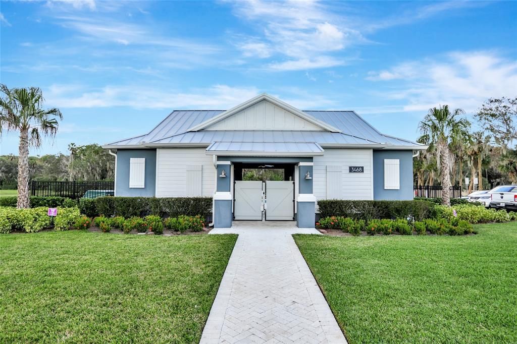 En Venta: $549,000 (4 camas, 3 baños, 2123 Pies cuadrados)