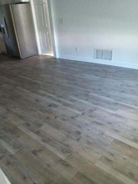 For Rent: $2,500 (3 beds, 2 baths, 1326 Square Feet)