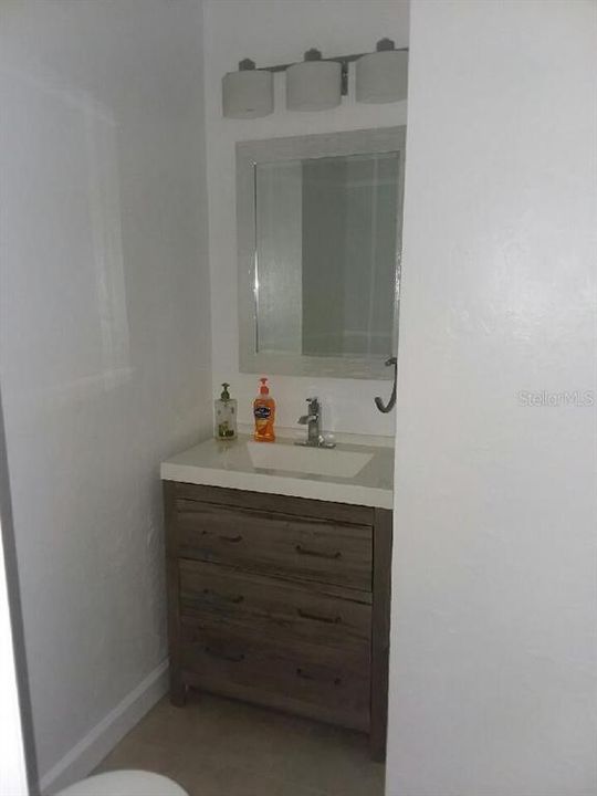 For Rent: $2,500 (3 beds, 2 baths, 1326 Square Feet)