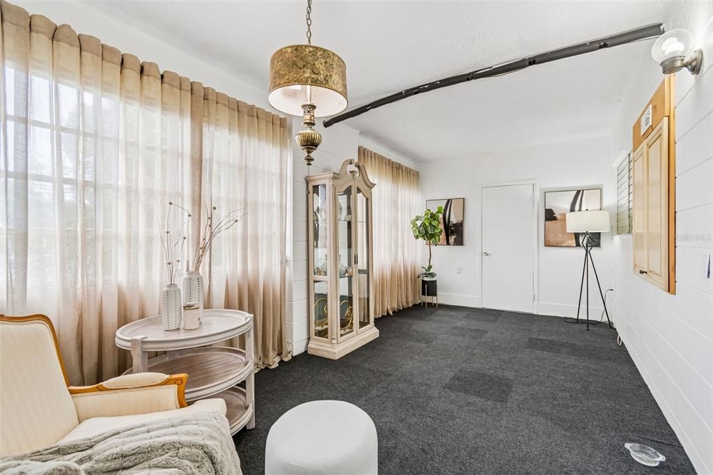 En Venta: $128,000 (2 camas, 1 baños, 835 Pies cuadrados)