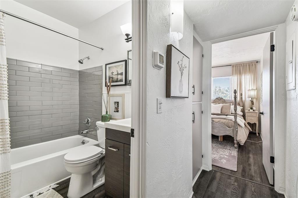 En Venta: $128,000 (2 camas, 1 baños, 835 Pies cuadrados)