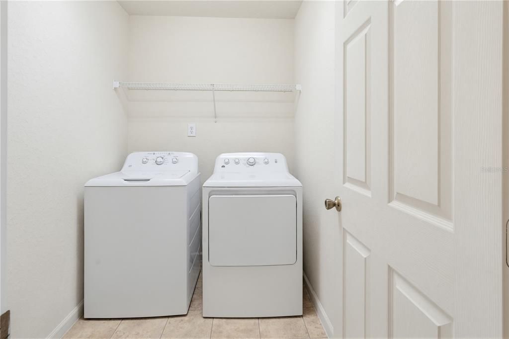 For Sale: $314,900 (3 beds, 2 baths, 2013 Square Feet)