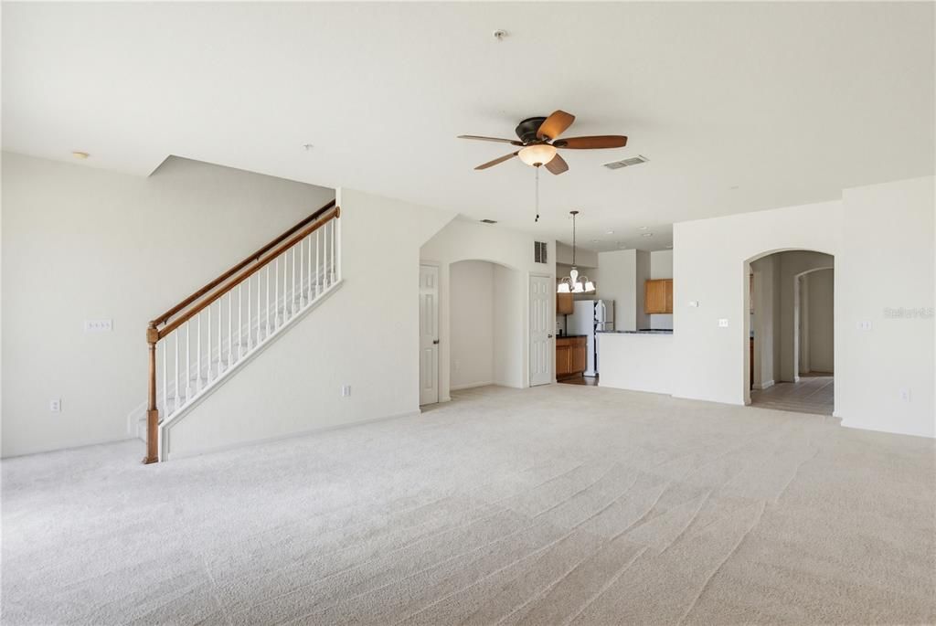 For Sale: $314,900 (3 beds, 2 baths, 2013 Square Feet)