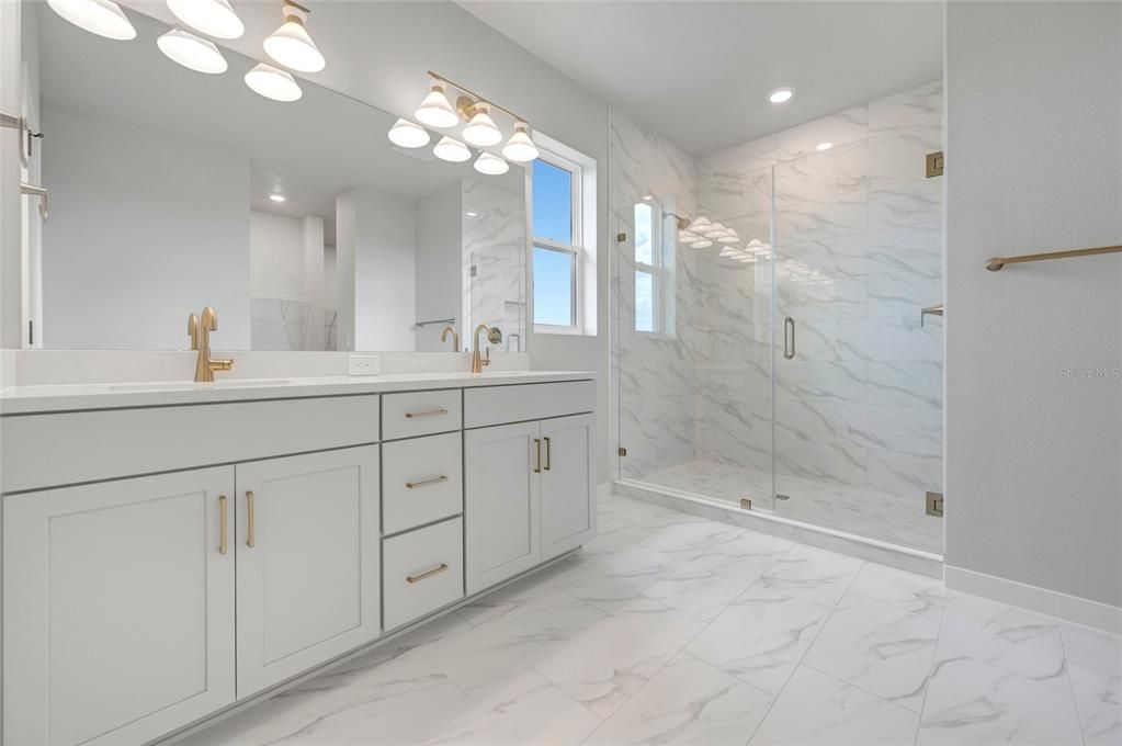 Active With Contract: $559,990 (4 beds, 3 baths, 2733 Square Feet)