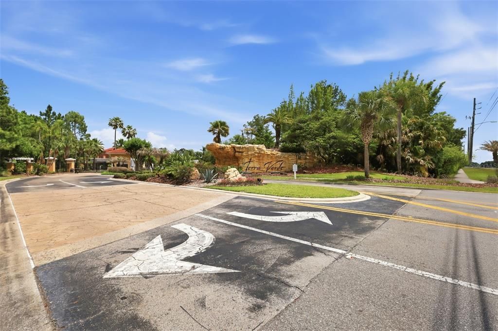 For Sale: $409,900 (4 beds, 3 baths, 1636 Square Feet)