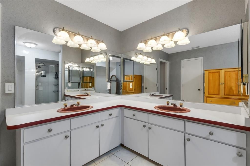 For Sale: $849,900 (4 beds, 4 baths, 4054 Square Feet)