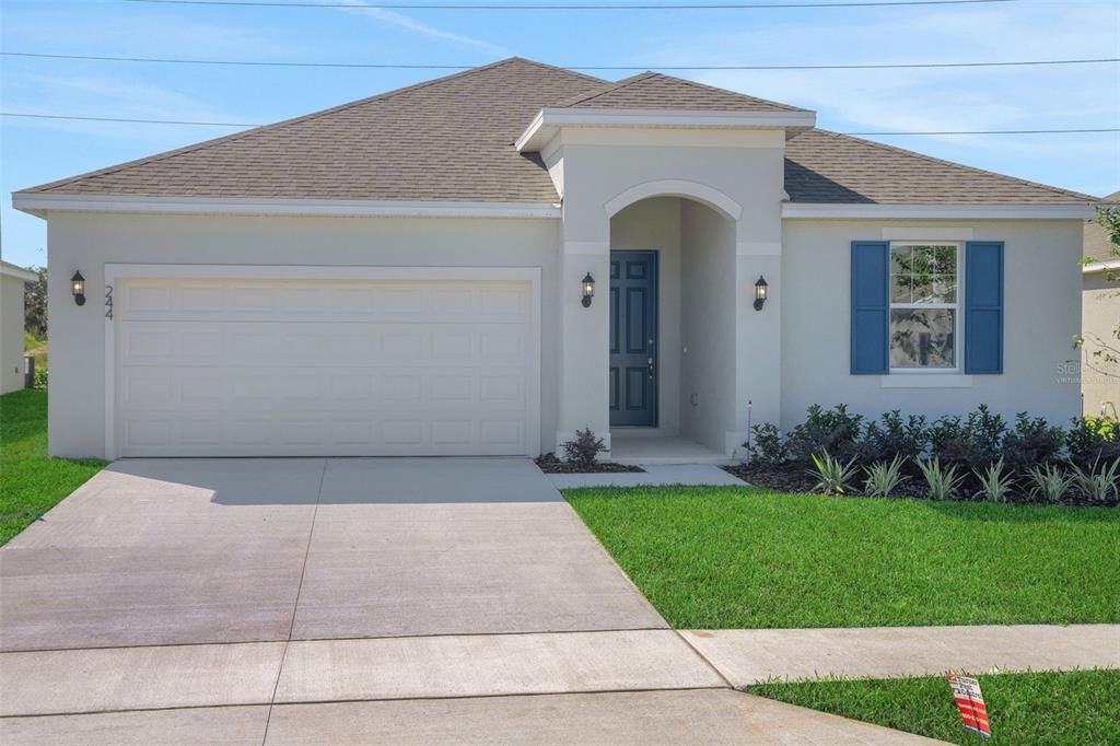 Active With Contract: $299,990 (4 beds, 2 baths, 1938 Square Feet)