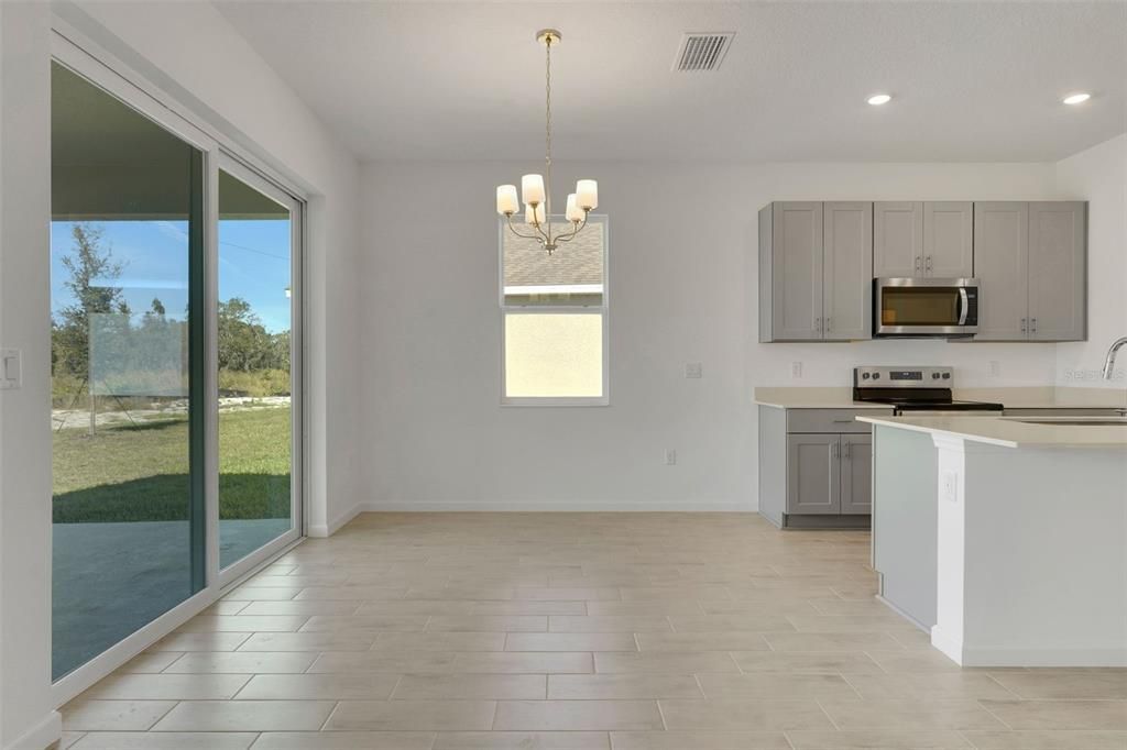 Active With Contract: $299,990 (4 beds, 2 baths, 1938 Square Feet)