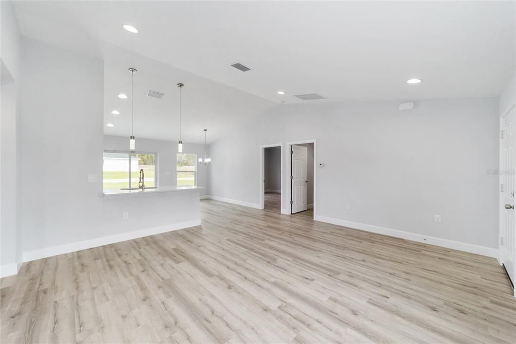 En Venta: $249,900 (3 camas, 2 baños, 1267 Pies cuadrados)