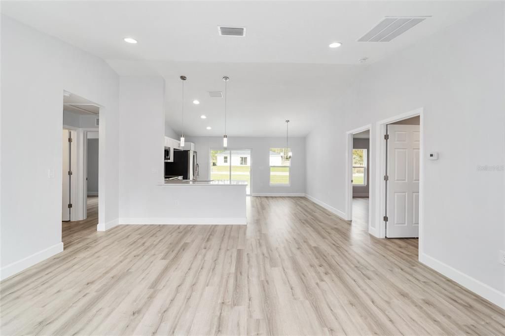 En Venta: $249,900 (3 camas, 2 baños, 1267 Pies cuadrados)