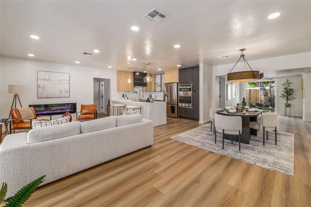 Active With Contract: $749,900 (4 beds, 3 baths, 1862 Square Feet)