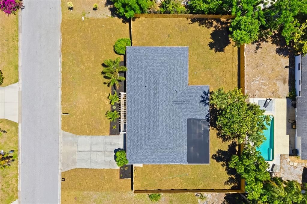 Active With Contract: $749,900 (4 beds, 3 baths, 1862 Square Feet)