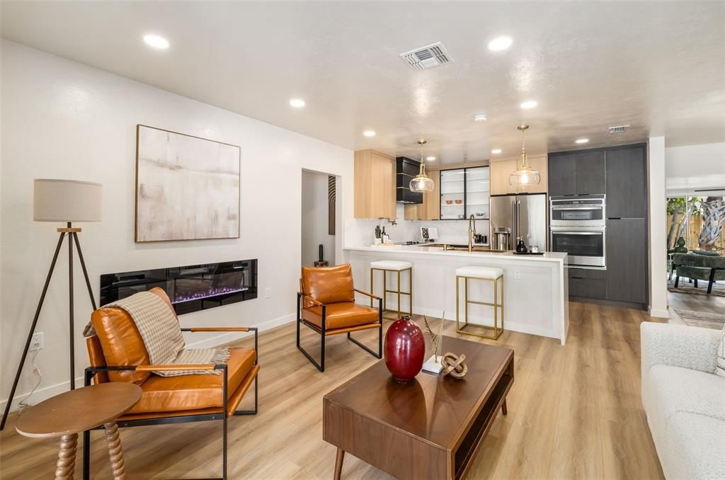 Active With Contract: $749,900 (4 beds, 3 baths, 1862 Square Feet)