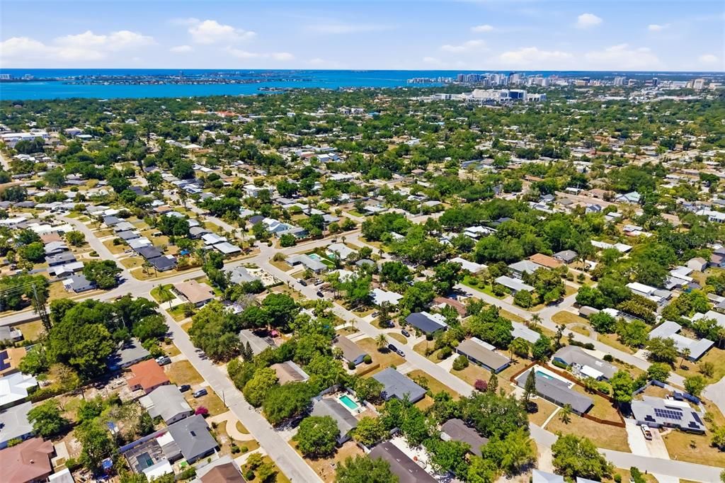 Active With Contract: $749,900 (4 beds, 3 baths, 1862 Square Feet)