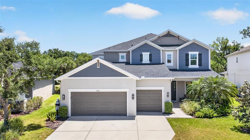 Activo con contrato: $1,295,000 (5 camas, 4 baños, 4657 Pies cuadrados)