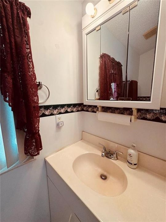 En Venta: $139,000 (2 camas, 2 baños, 1078 Pies cuadrados)