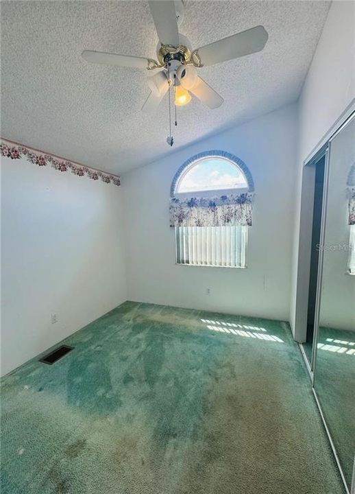 En Venta: $139,000 (2 camas, 2 baños, 1078 Pies cuadrados)