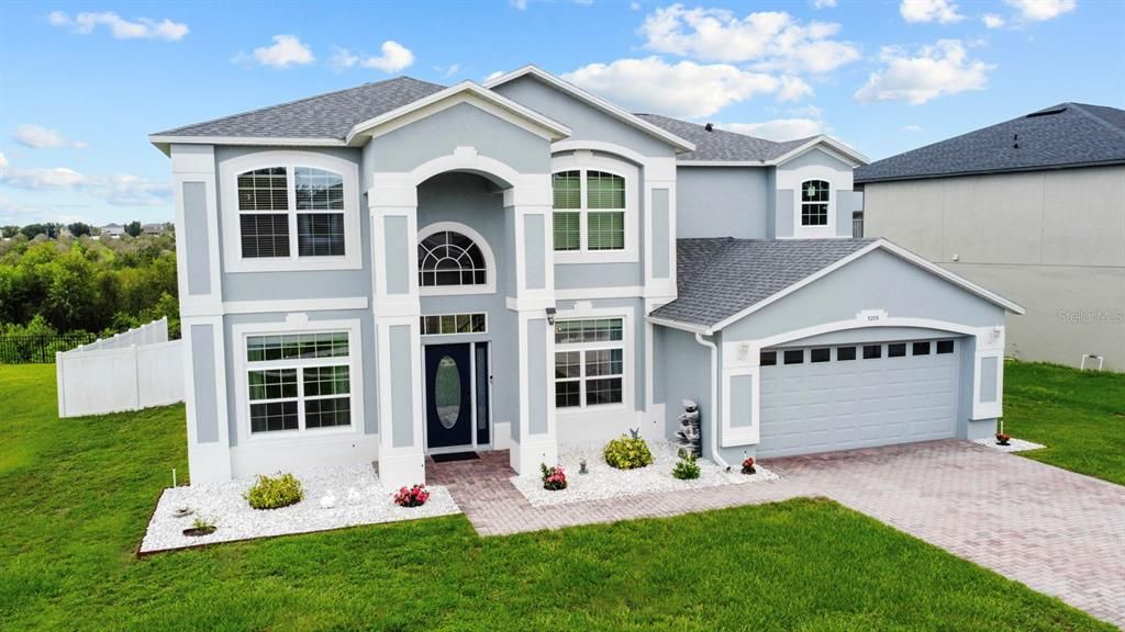 Vendido Recientemente: $522,000 (5 camas, 3 baños, 2539 Pies cuadrados)