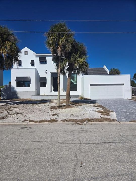 Active With Contract: $2,300,000 (4 beds, 3 baths, 3649 Square Feet)