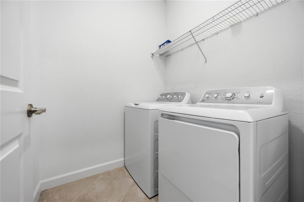 For Sale: $295,000 (3 beds, 2 baths, 1422 Square Feet)