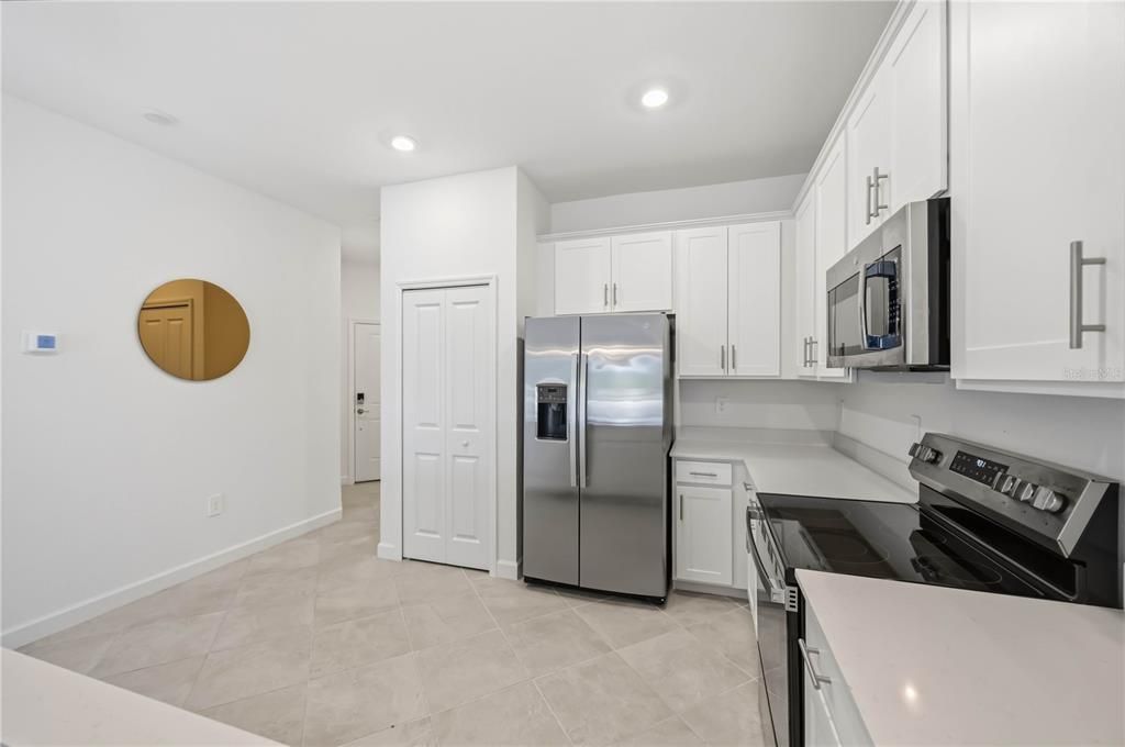 For Sale: $295,000 (3 beds, 2 baths, 1422 Square Feet)