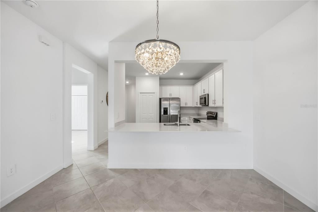 For Sale: $295,000 (3 beds, 2 baths, 1422 Square Feet)