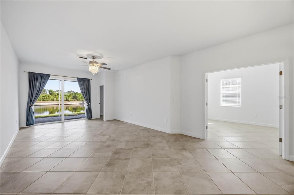 For Sale: $295,000 (3 beds, 2 baths, 1422 Square Feet)