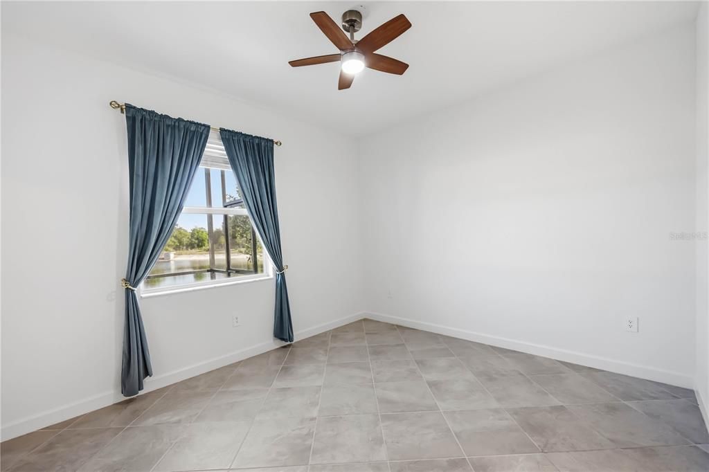 For Sale: $295,000 (3 beds, 2 baths, 1422 Square Feet)