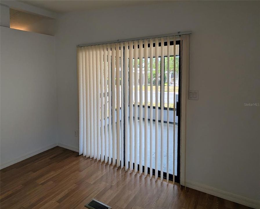 En Venta: $137,000 (2 camas, 2 baños, 864 Pies cuadrados)