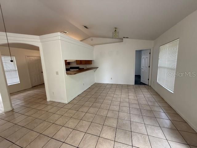 En Venta: $225,000 (3 camas, 2 baños, 1320 Pies cuadrados)