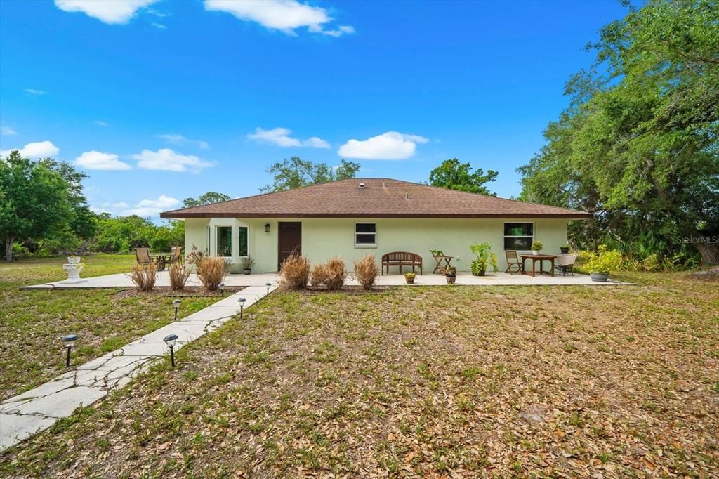 For Sale: $1,900,000 (5.01 acres)