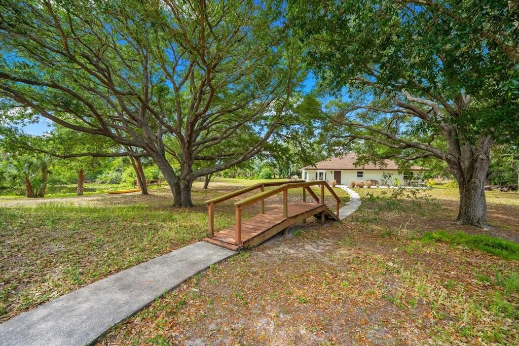 For Sale: $1,900,000 (5.01 acres)