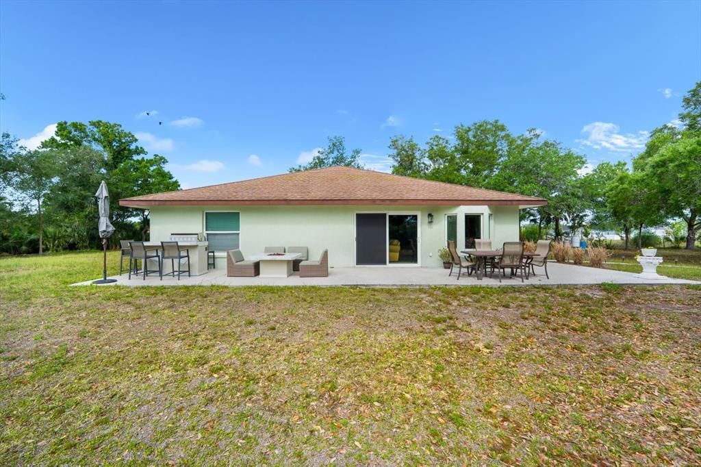 For Sale: $1,900,000 (5.01 acres)