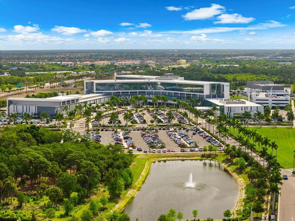 For Sale: $1,900,000 (5.01 acres)
