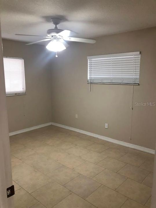 For Rent: $1,600 (2 beds, 1 baths, 750 Square Feet)
