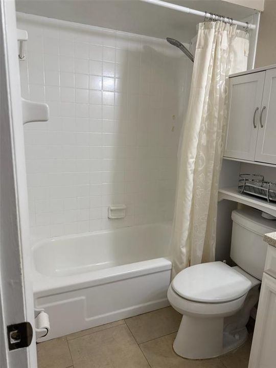 For Rent: $1,600 (2 beds, 1 baths, 750 Square Feet)