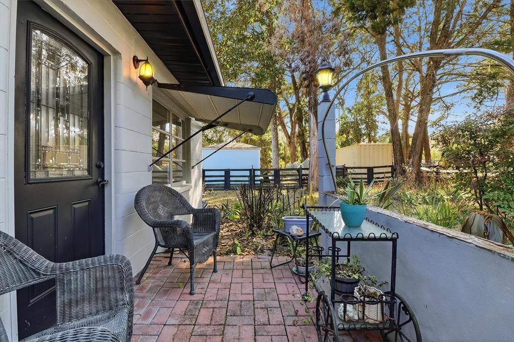 En Venta: $298,000 (2 camas, 1 baños, 1056 Pies cuadrados)