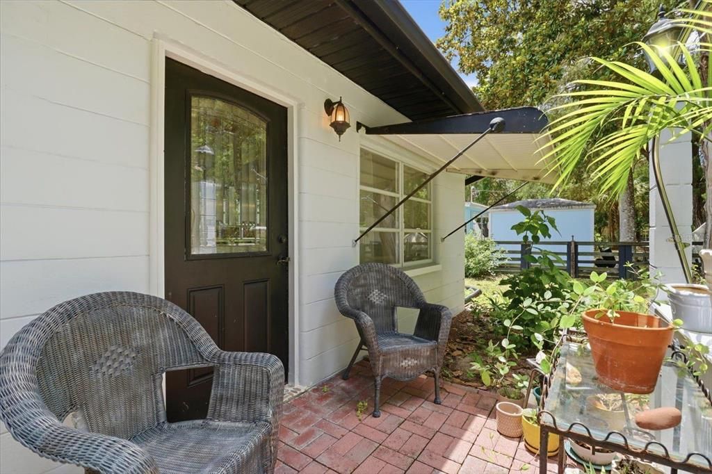 En Venta: $298,000 (2 camas, 1 baños, 1056 Pies cuadrados)