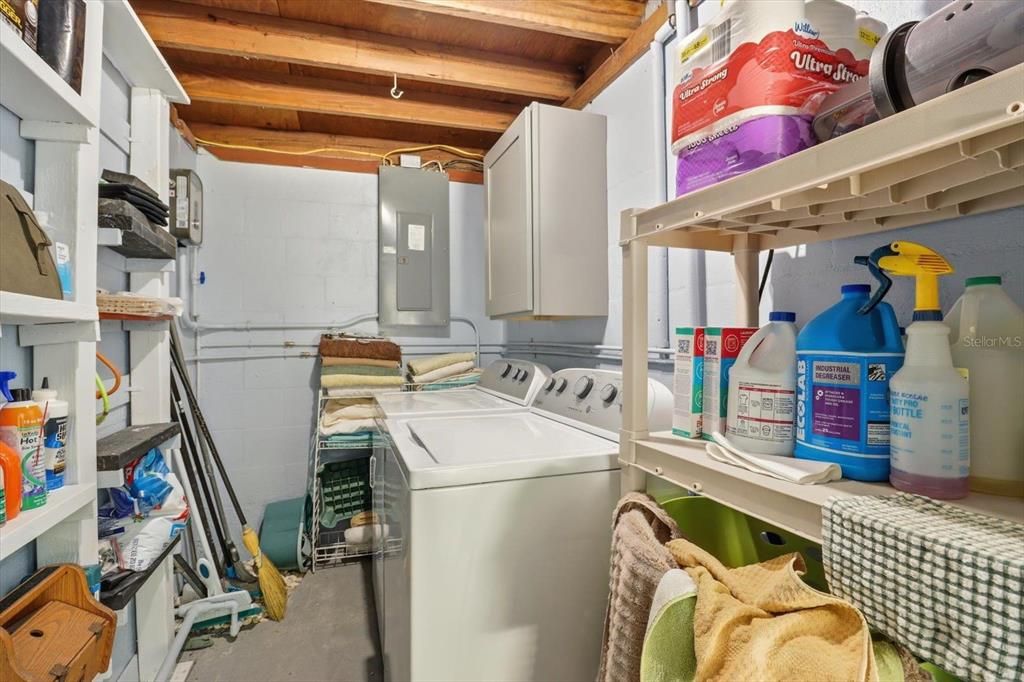 En Venta: $298,000 (2 camas, 1 baños, 1056 Pies cuadrados)