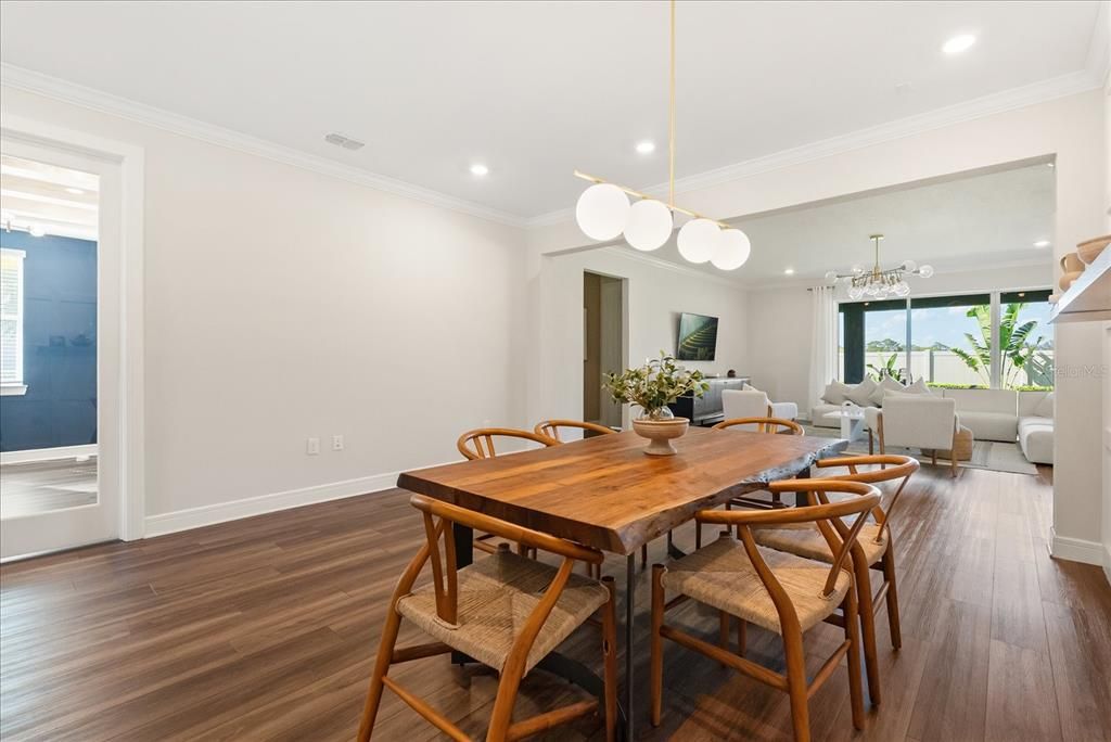 For Sale: $1,049,900 (5 beds, 4 baths, 3998 Square Feet)