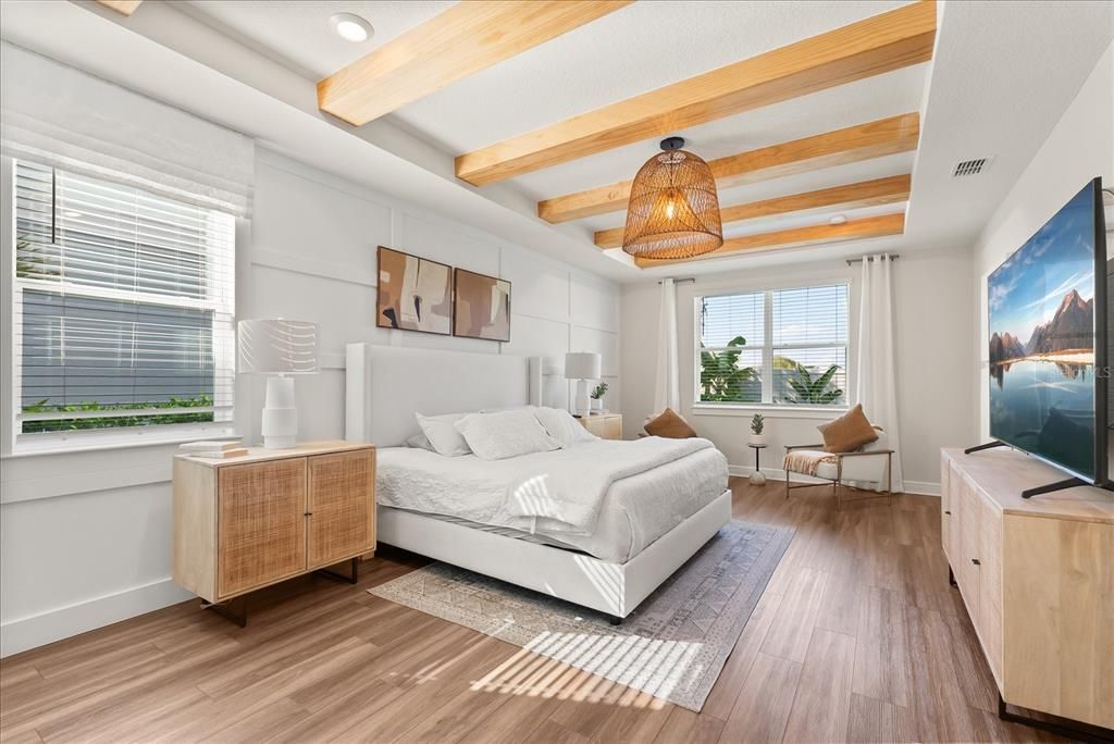 For Sale: $1,049,900 (5 beds, 4 baths, 3998 Square Feet)