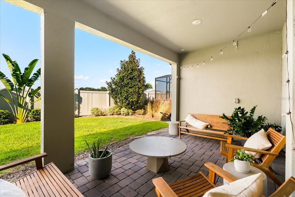 For Sale: $1,049,900 (5 beds, 4 baths, 3998 Square Feet)