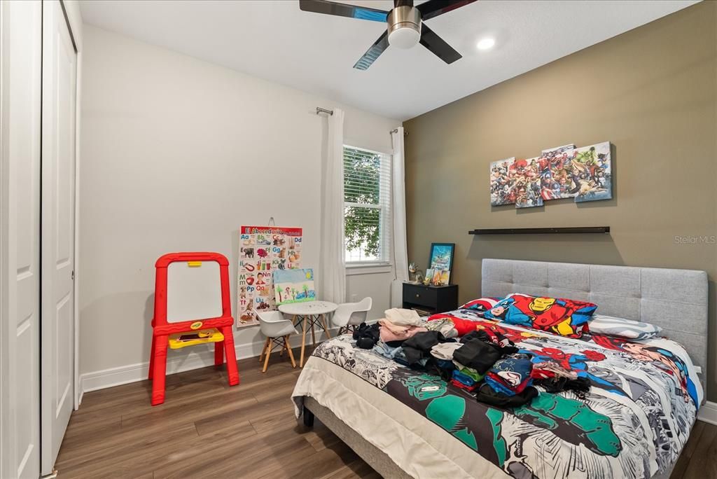 For Sale: $1,049,900 (5 beds, 4 baths, 3998 Square Feet)