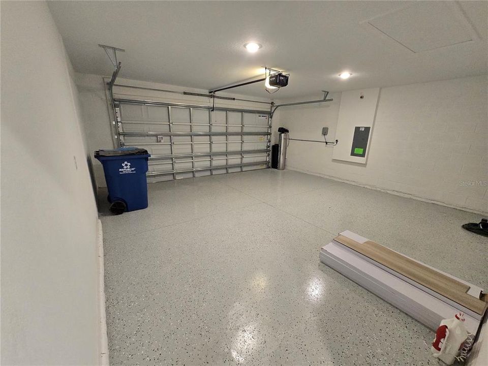 For Rent: $2,000 (3 beds, 2 baths, 1630 Square Feet)