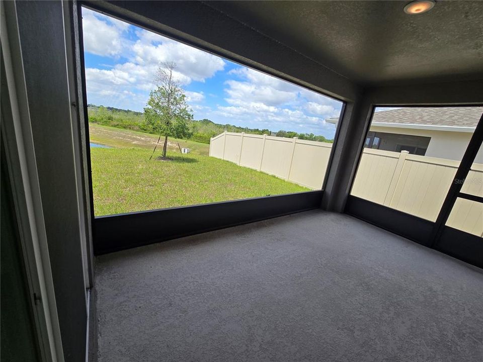 For Rent: $2,000 (3 beds, 2 baths, 1630 Square Feet)