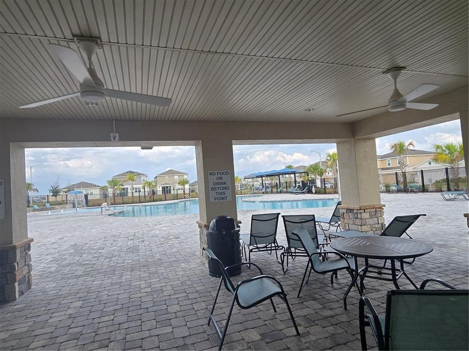 For Rent: $2,000 (3 beds, 2 baths, 1630 Square Feet)