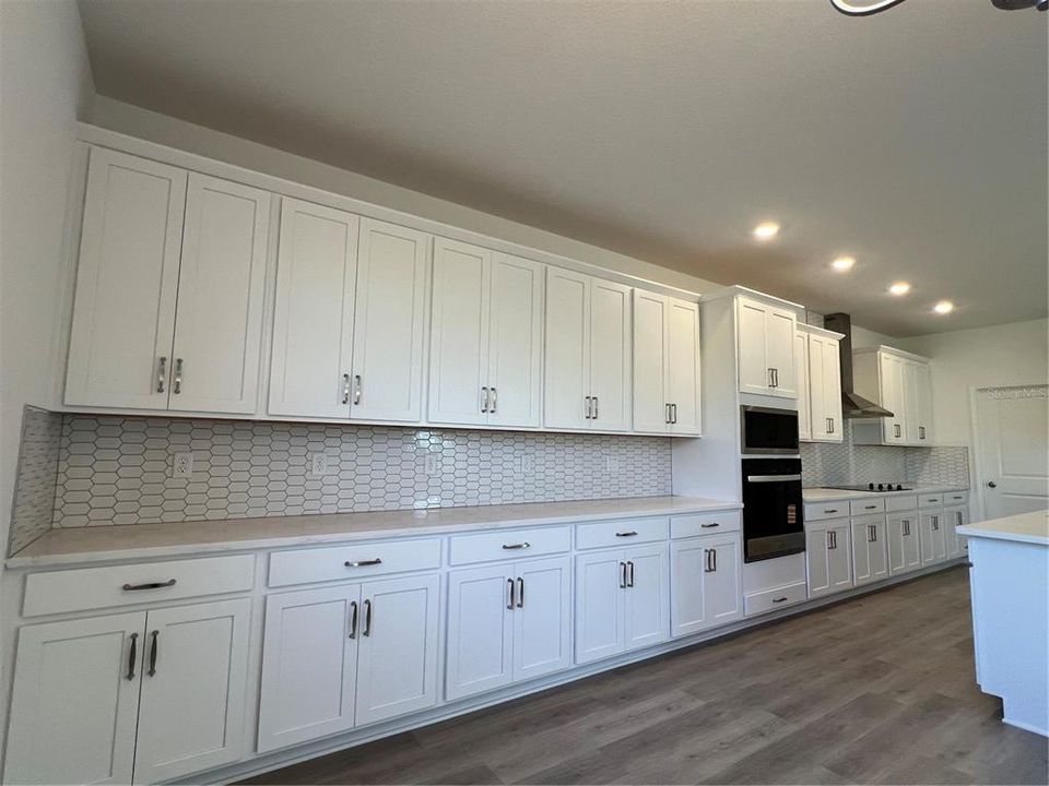 На продажу: $649,990 (4 спален, 3 ванн, 3038 Квадратных фут)