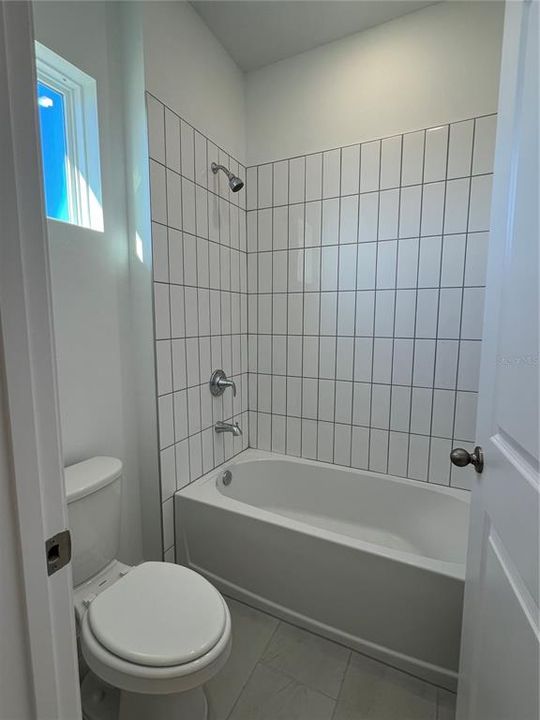 На продажу: $649,990 (4 спален, 3 ванн, 3038 Квадратных фут)