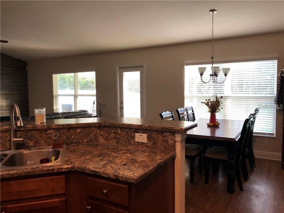 For Sale: $369,900 (4 beds, 2 baths, 1755 Square Feet)